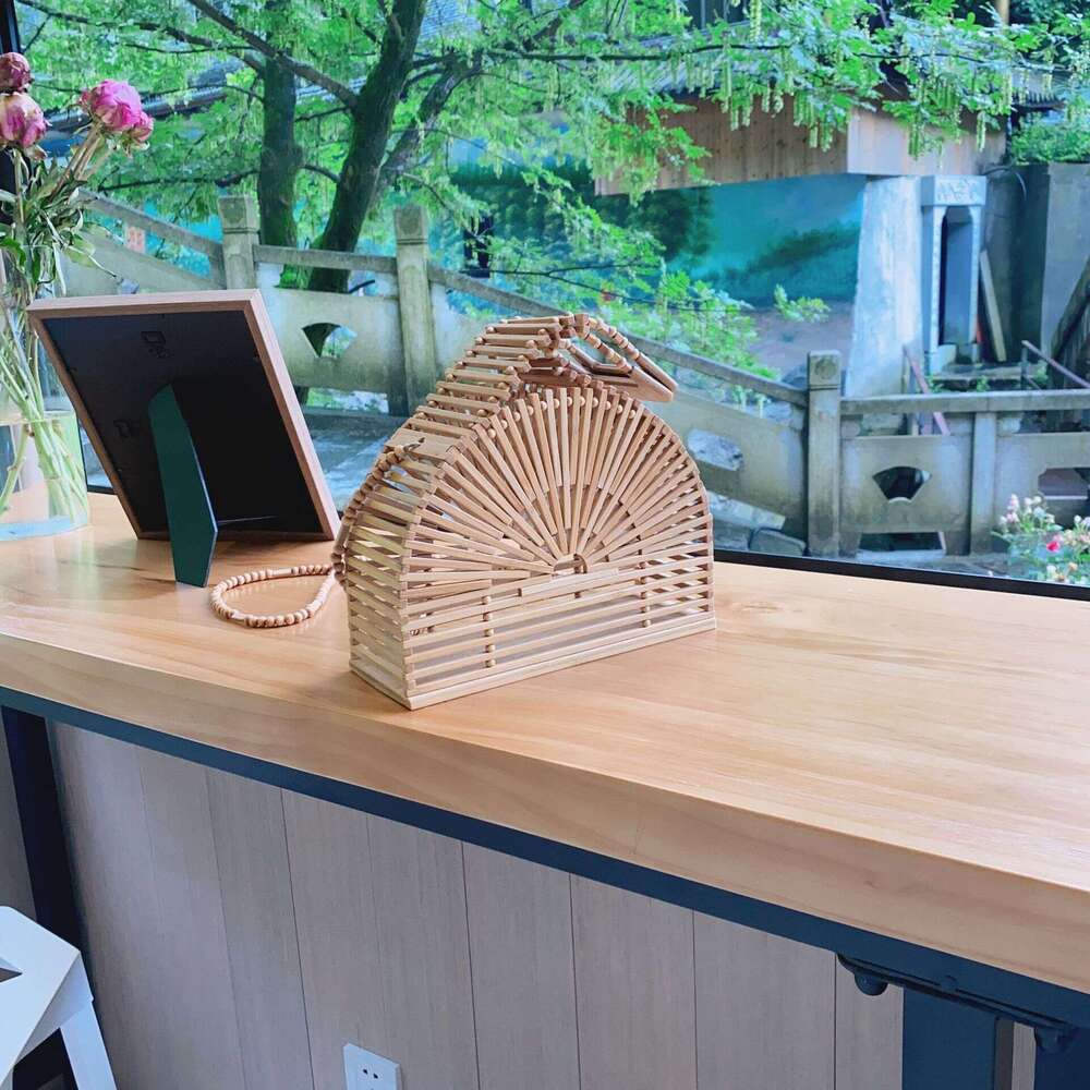 Summer Woven Bag Beach Bag Holiday Beach Hollowed Out Women S Bag Bamboo Woven Handmade Handbag Mini Semi Circular Bag KQ KQ