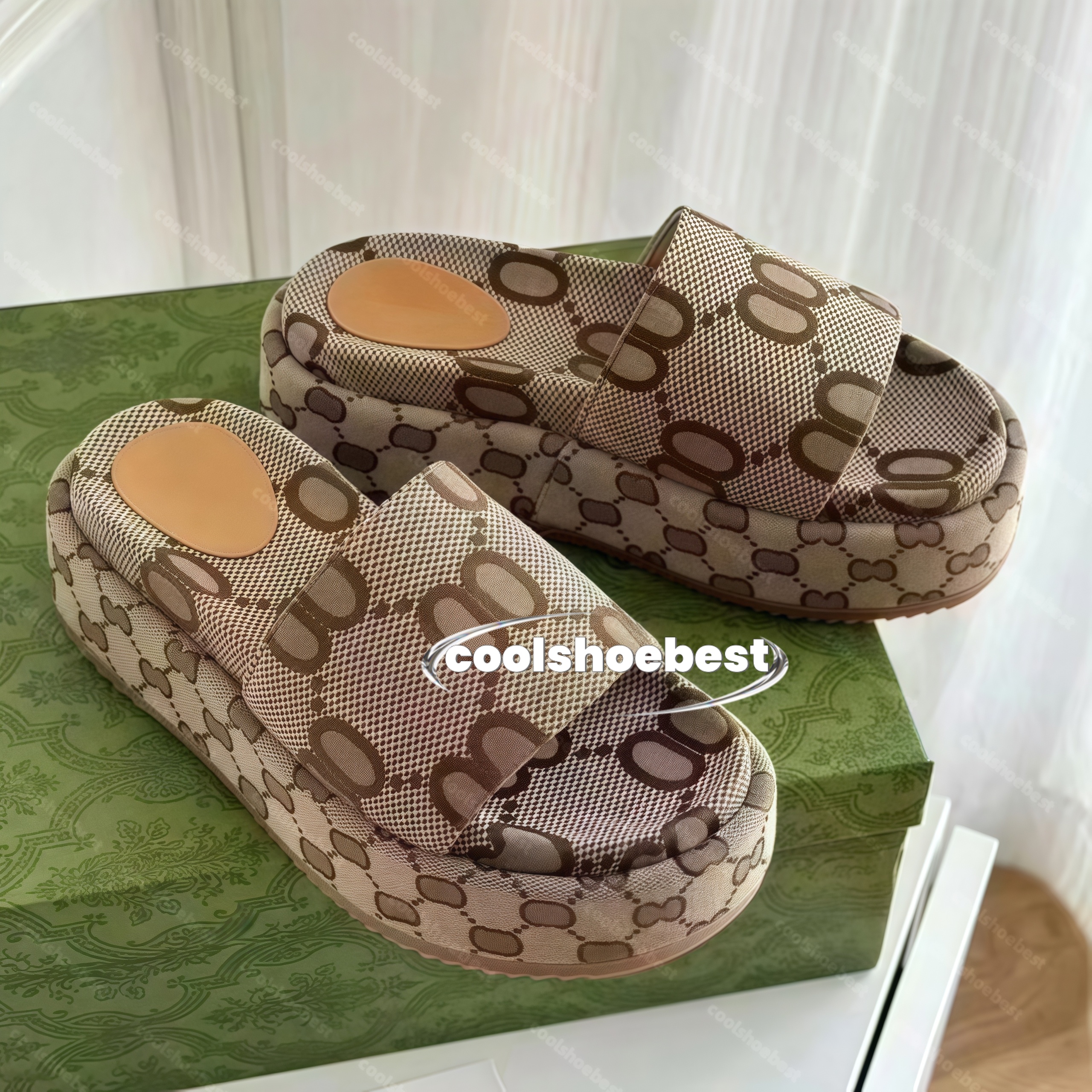 Designer Sandals Slipper Summer Platform Sandals Thick Heels Men Women Luxury Slides Rubber Sole Flatsole featuring embossed logo SIZE 35-44