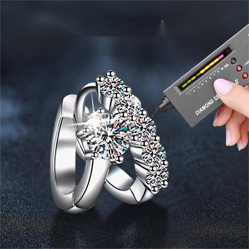 Elegant S925 Silver Moissanite Flower Stud Earrings - Luxury & Comfort