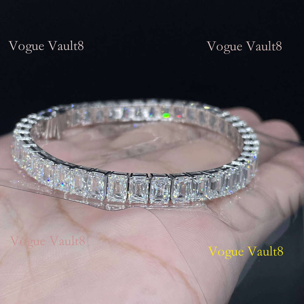 Custom Made 14K Solid White Gold VVS1 Emerald Cut Lab Grown Dia Tennis Bracelet for Unisex