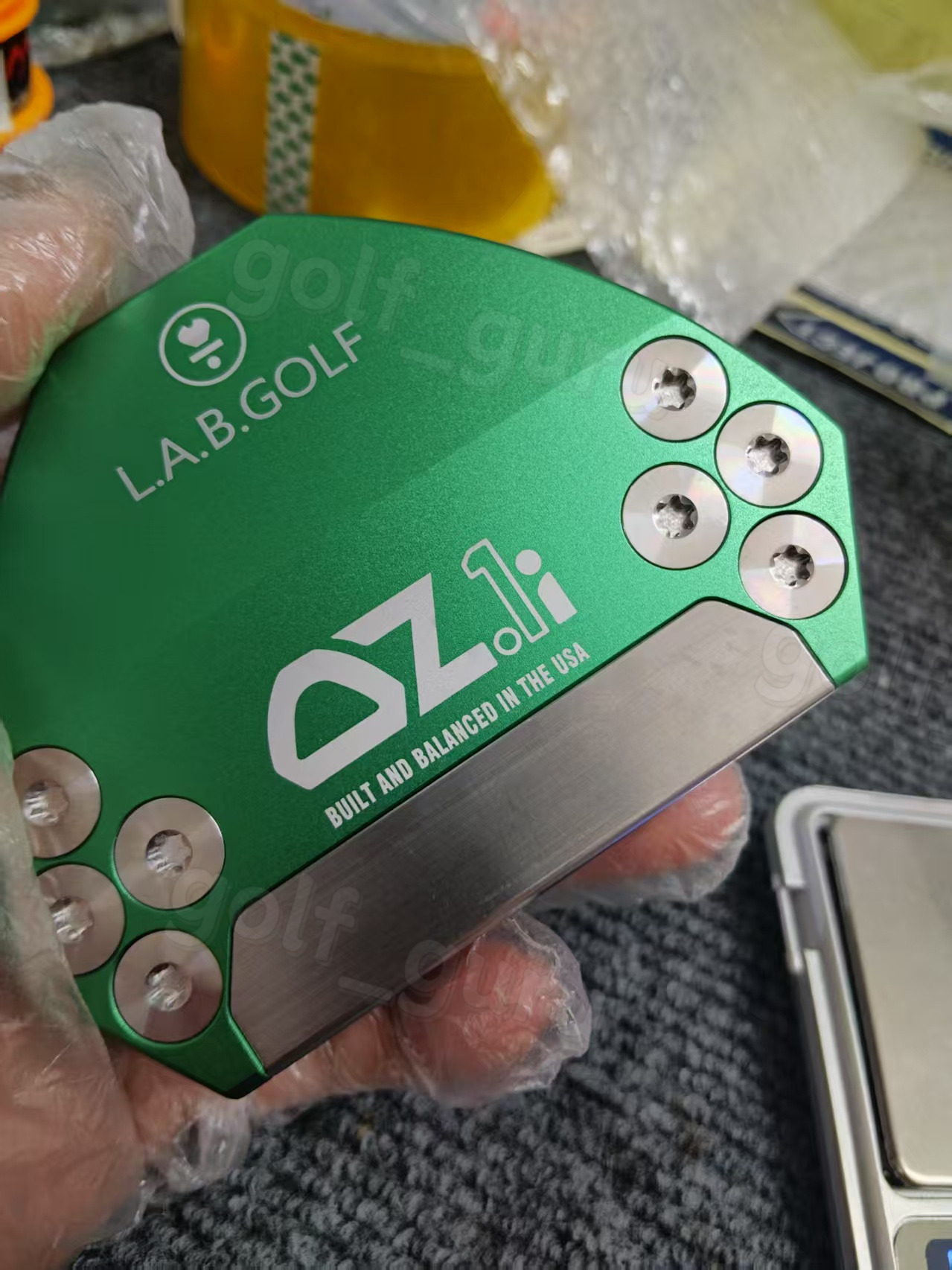 GOLF Clubs LAB OZ.1i Putter. golf putter Multiple colors available in 33.34, 34.35 inches automatic balancing club face return putter