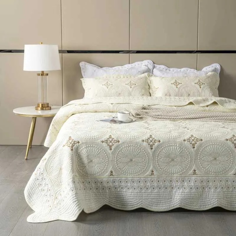 Solid Embroidered Bedspread Quilt Set 3pcs Quilted Bedding Cotton Quilts Bed Covers Pillowcase Blanket King Queen Size Coverlets 252033 GOE