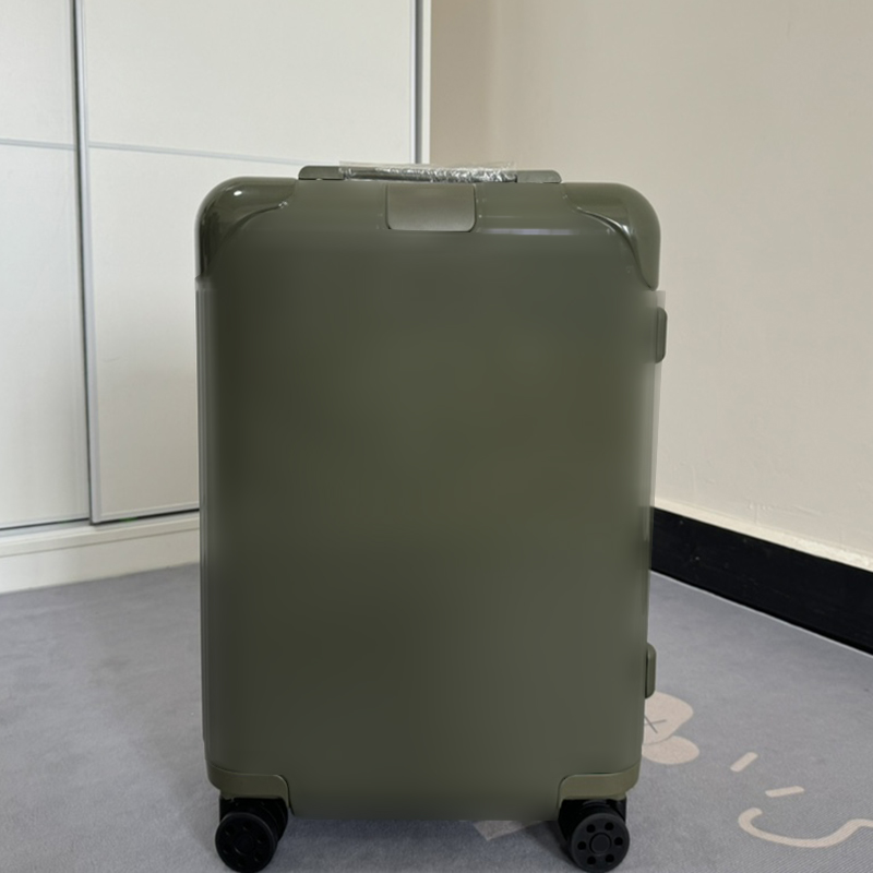 Rim0 brand luggage Essenti series fashionable large-capacity universal wheel trolley case multi-colour optional PC material boarding box.