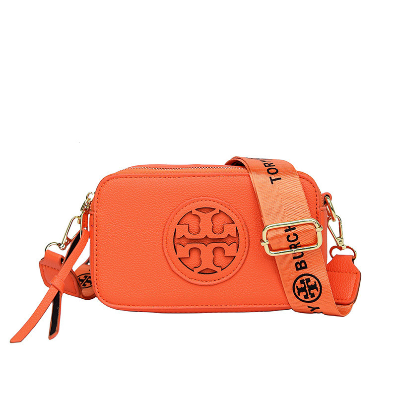 New Small Soft Half - Moon - Shaped Women's Crossbody Shoulder Bag for Outdoor Recreation on Valentine's Day