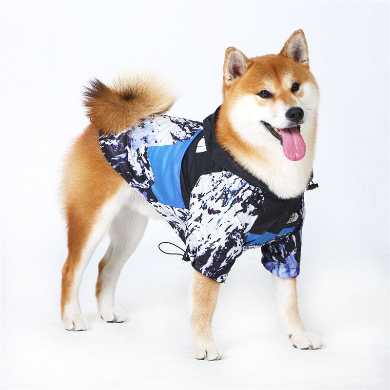 Warm Dog Clothes Outdoor Mountaineering Clothing Magic Glue Closure Dog Jacket with Leash Hole, Windproof Waterproof Dog Hooded Coats for Small to Lar