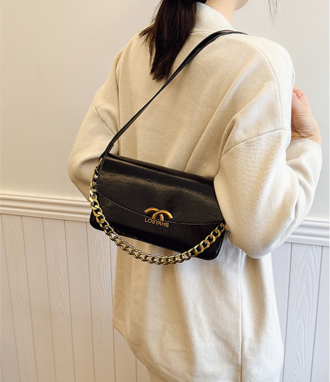 2025 Exclusive Vintage Chain-Strap Crossbody Bag - Minimalist Square Mini Purse with Retro Charm, Versatile Women's Shoulder Bag