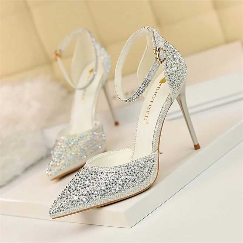 Womens Shallow Mouth Toe Hollow High Heel Sandals Wedding Champagne Gold Pump Crystal Sparkling Water Diamond Sandals M250506