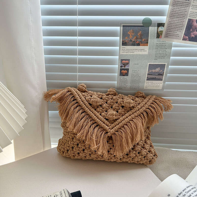 Summer Woven Bag Beach Bag Hot Selling Bean Crossbody Cotton Thread For Women S New Tassel Cover Single Shoulder Grass Woven Vacation Beach Bag KQ KQ