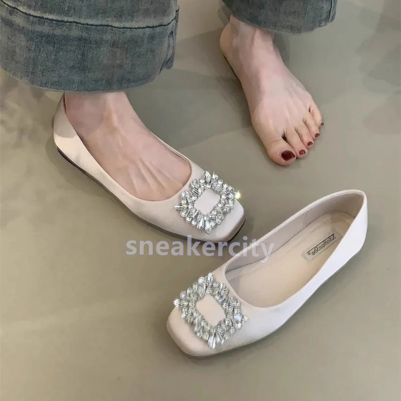 2025 designer luxury shoes ballet flats heels loafers womens spring summer new shallow mouth sandals fashion elegant glitter Rhinestone women satin we