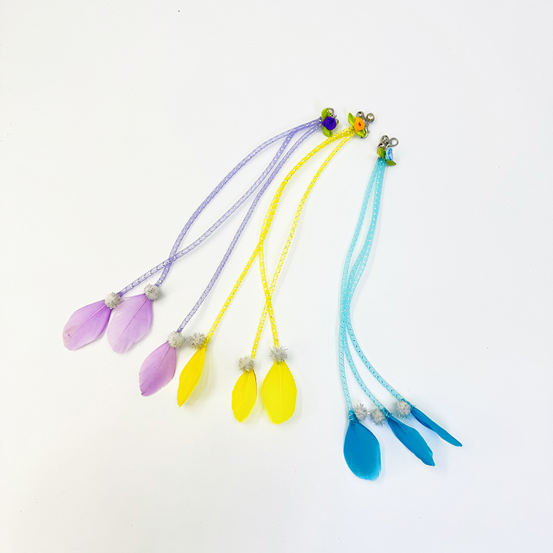 Wholesale long fishing rod style telescopic stick for self entertainment and relaxation, pet toy supplies, cat toys