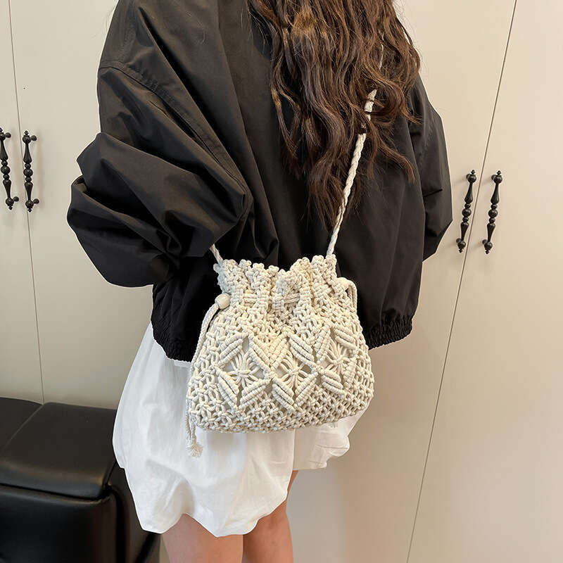 Summer Woven Bag Beach Bag Weaving Women S Summer Versatile New Fashionable Niche Design Crossbody Bucket Bag Beach Bag KQ KQ
