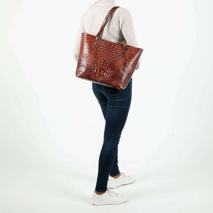 New Handheld Tote Mother and Child Women's Bag with Multi color Brahmin Crocodile Pattern