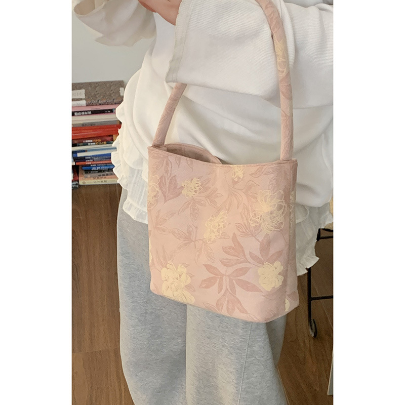 New Chinese-style flower hand-held canvas bag for Women, 2025 New Fashion underarm bag, single-shoulder grandma bag, one piece for distribution
