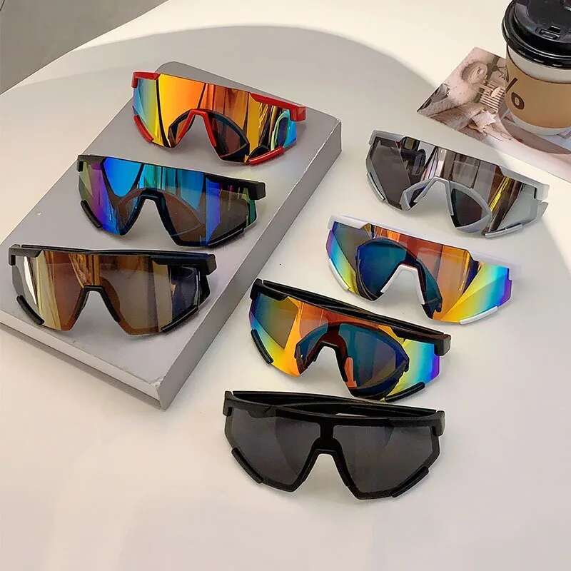 Oversized Sport Goggle Sunglasses Women For Men Brand Designer Sun Glasses Vintage Punk Ski Cycling Windproof Eyeglasses