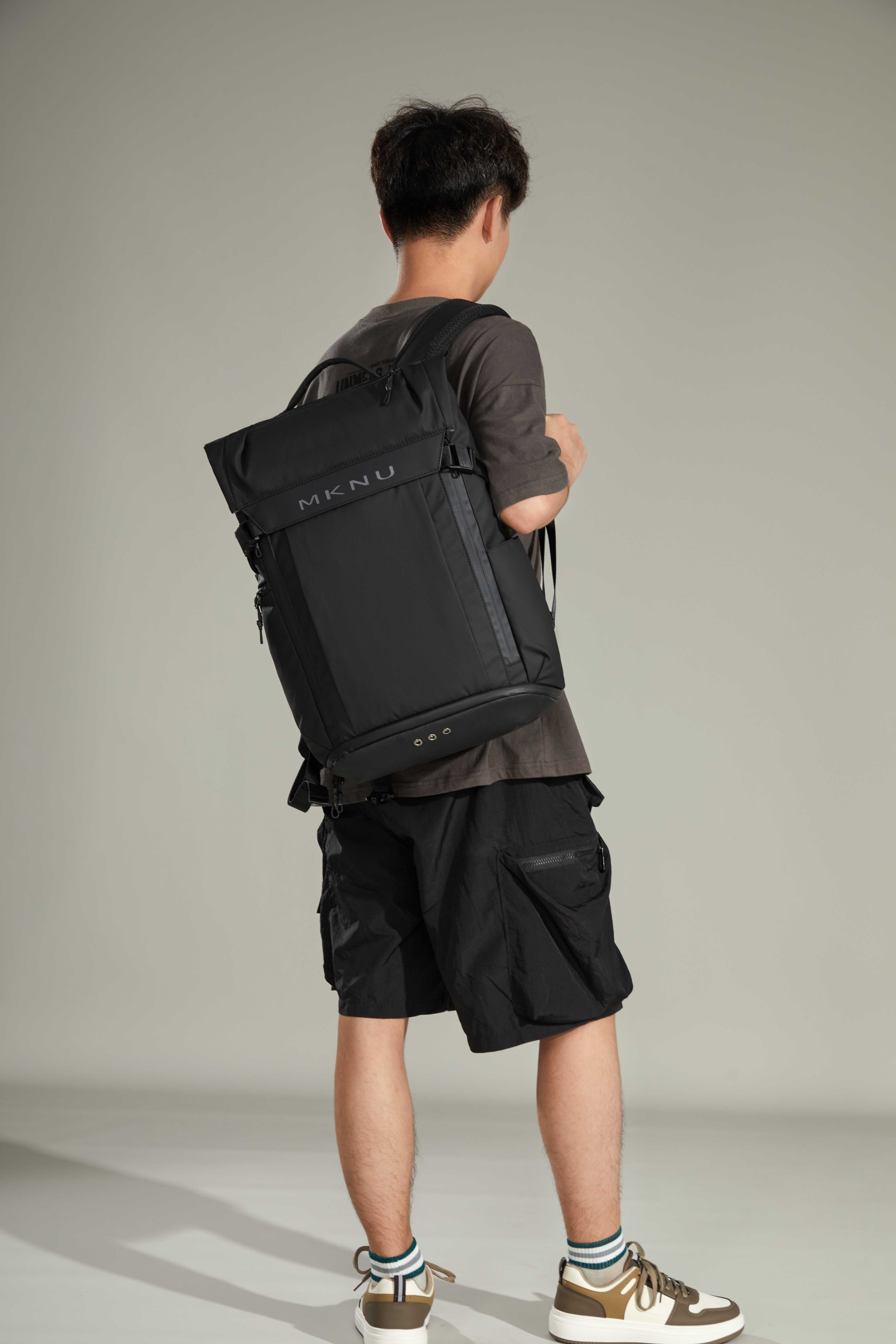 Business travel, outdoor commuting, business backpack, leisure, large capacity computer, mountain climbing, travel backpack, men's travel backpac