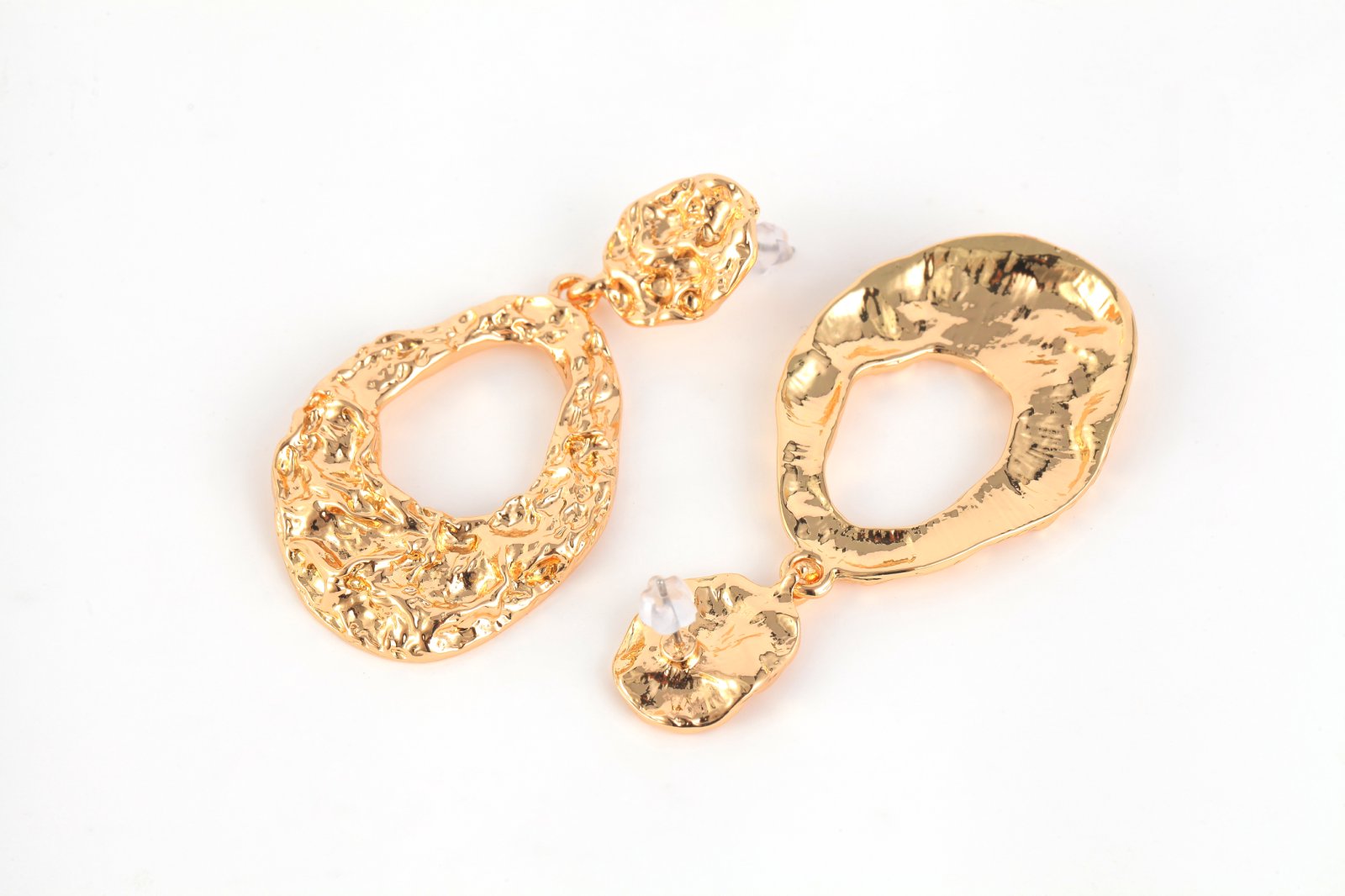 Oval Dangle Design Hammered Metal Finish Textured Gold Drop Earrings a wide variety of styles Design inspired earrings without collision