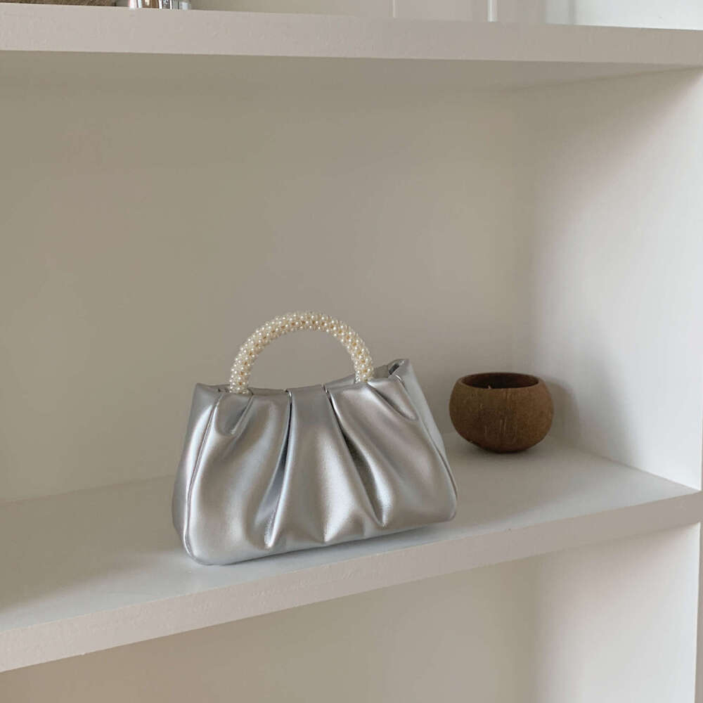 Dinner Bag Spring Summer New Fashion Versatile Texture Fold Cloud Pearl Glow Sweet Pink Handbag Banquet Bag KQ