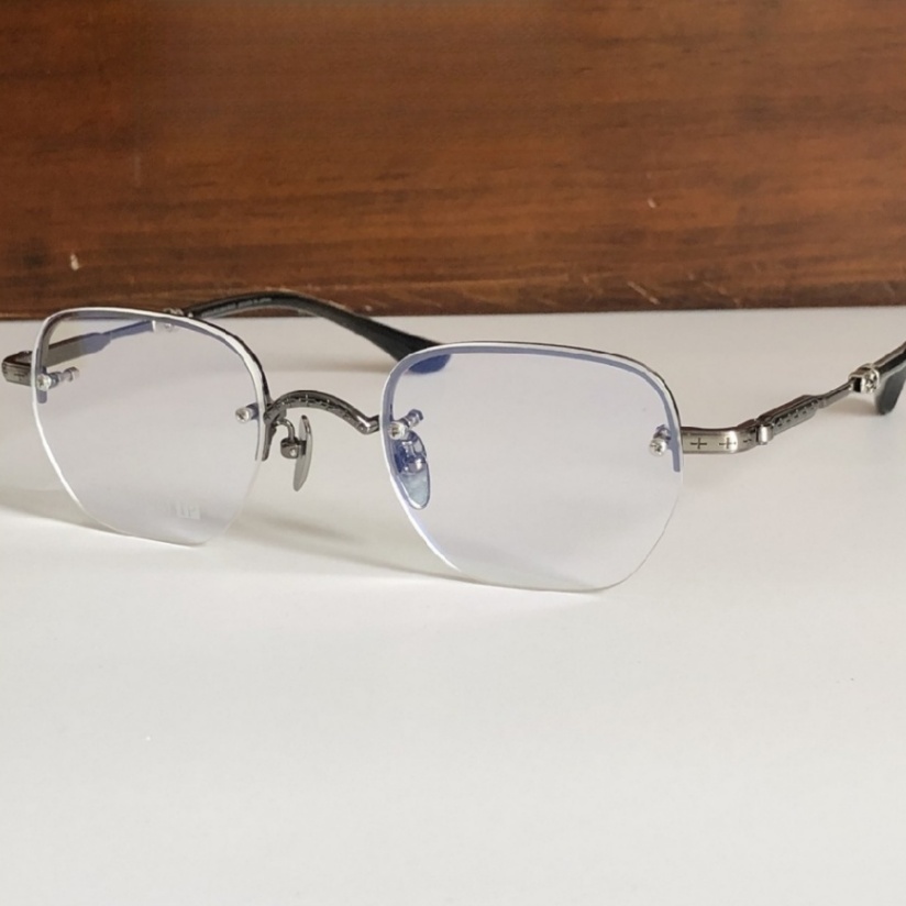High Quality Men Sunglasses Classic Luxury Designer Women Glasses Titanium Punk Business Design Prescription Spectacle Frames UV400 with box 8280 SIZE