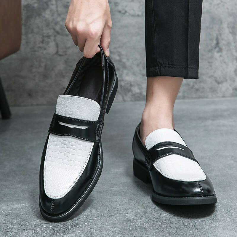 Business formal suit, footwell, loafers, fashionable contrasting color, open mouth laughing leather shoes, men's plus size lazy shoes