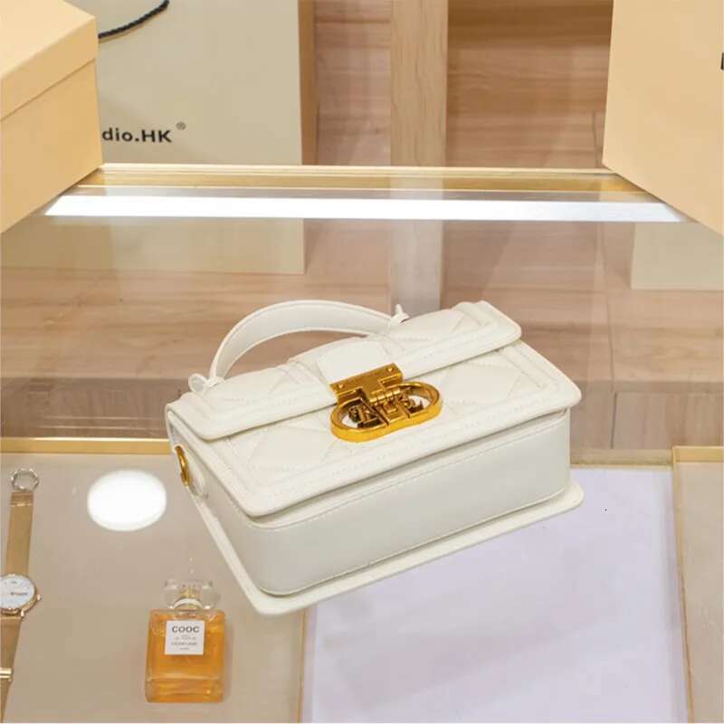Women's dia grid genuine leather handbag, women's 2024 new high-capacity high-end single shoulder crossbody bag