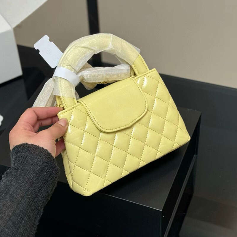 Womens Tote Bags Designer Handbags Yellow Crossbody Bags Genuine Leather Elegant Woman Handle Totes Sheepskin 20cm