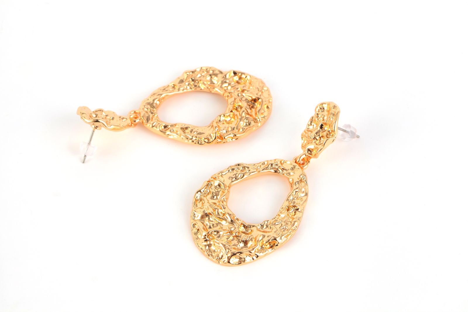 Oval Dangle Design Hammered Metal Finish Textured Gold Drop Earrings a wide variety of styles Design inspired earrings without collision