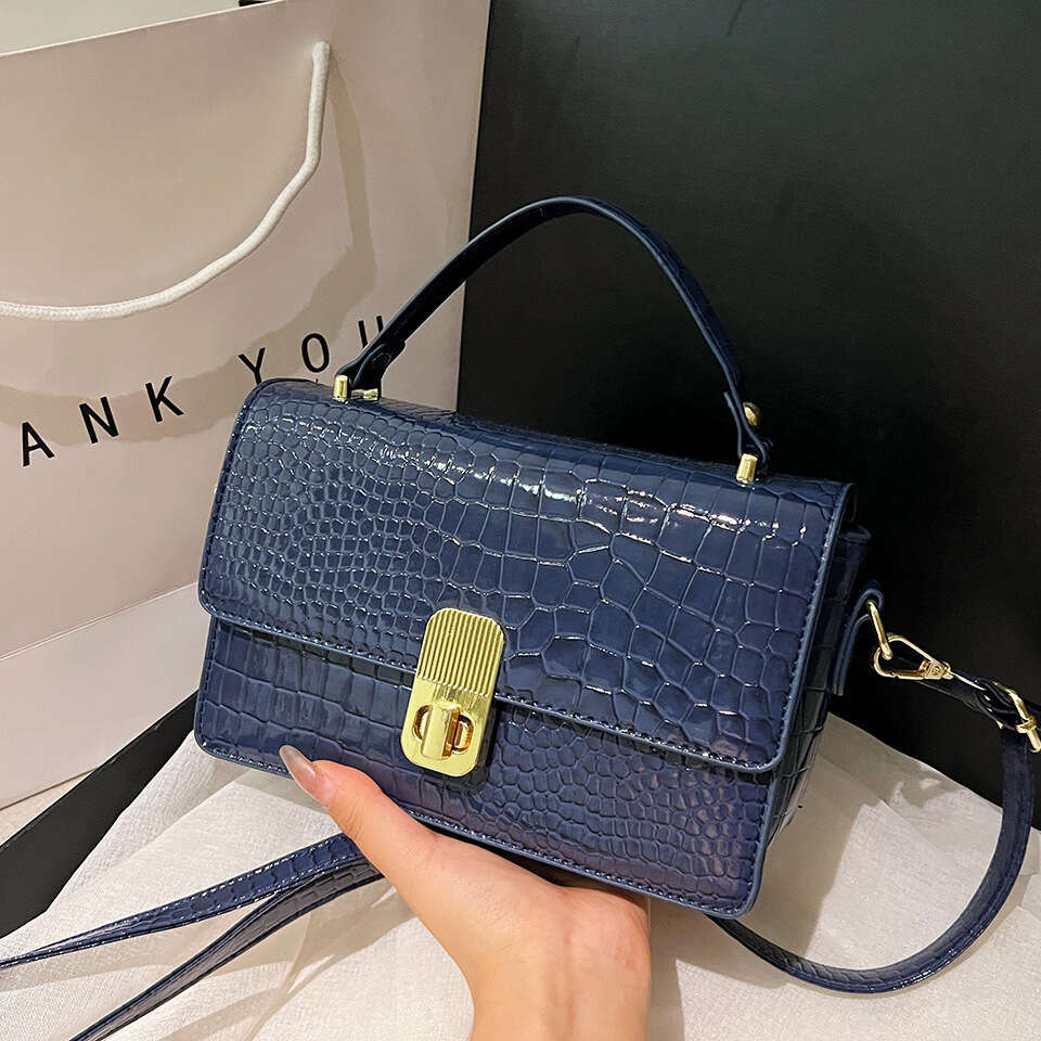 Women's high-end handbag new Korean version crocodile pattern fashionable versatile small square trendy single shoulder crossbody bag