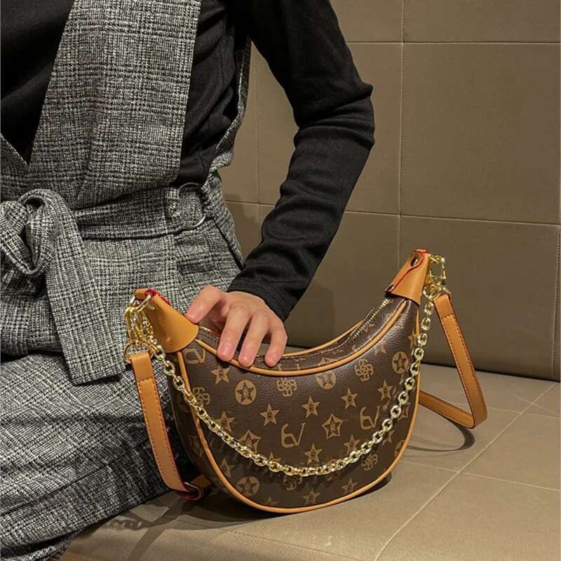 Light brand women's handbag designer genuine leather fashionable underarm bag 2024 new high-end single shoulder crossbody
