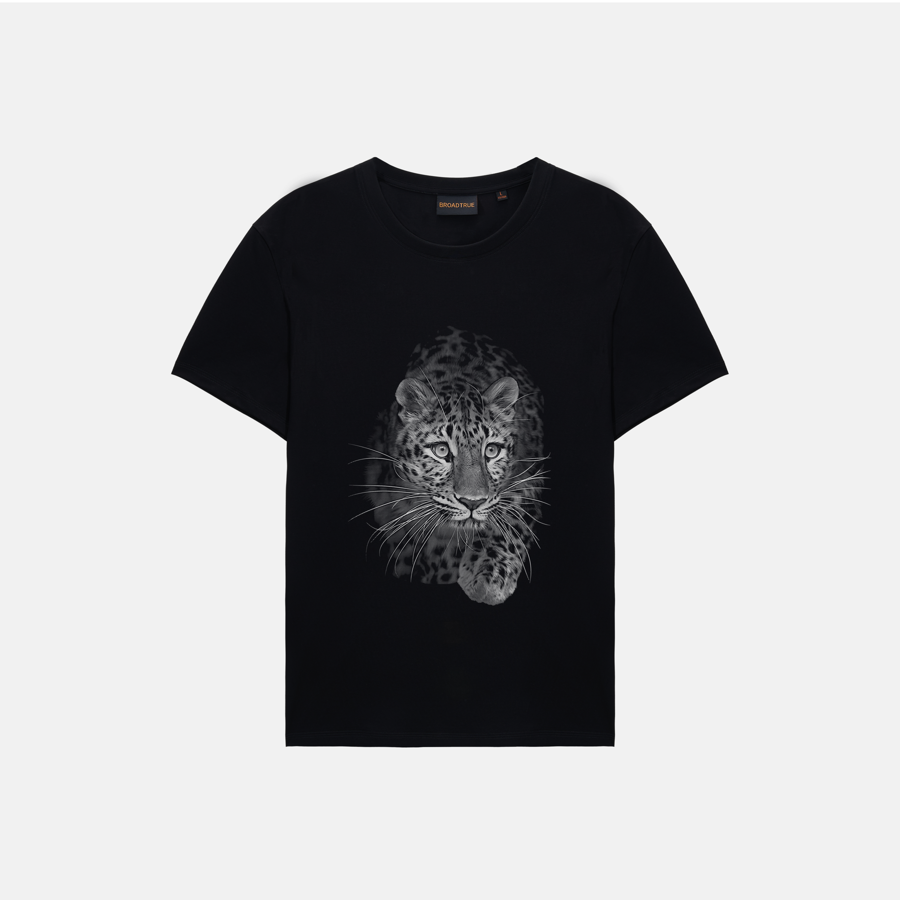 Comfortable Breathable Graphic Tee Featuring Durable Colorfast Printing Style