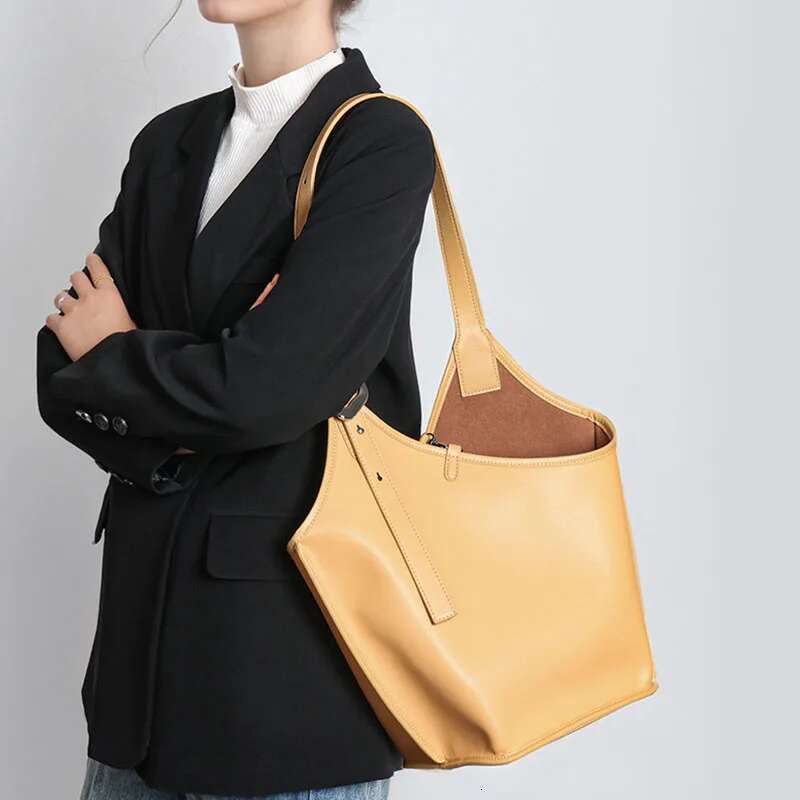 Designer Bag 2025 F… - image