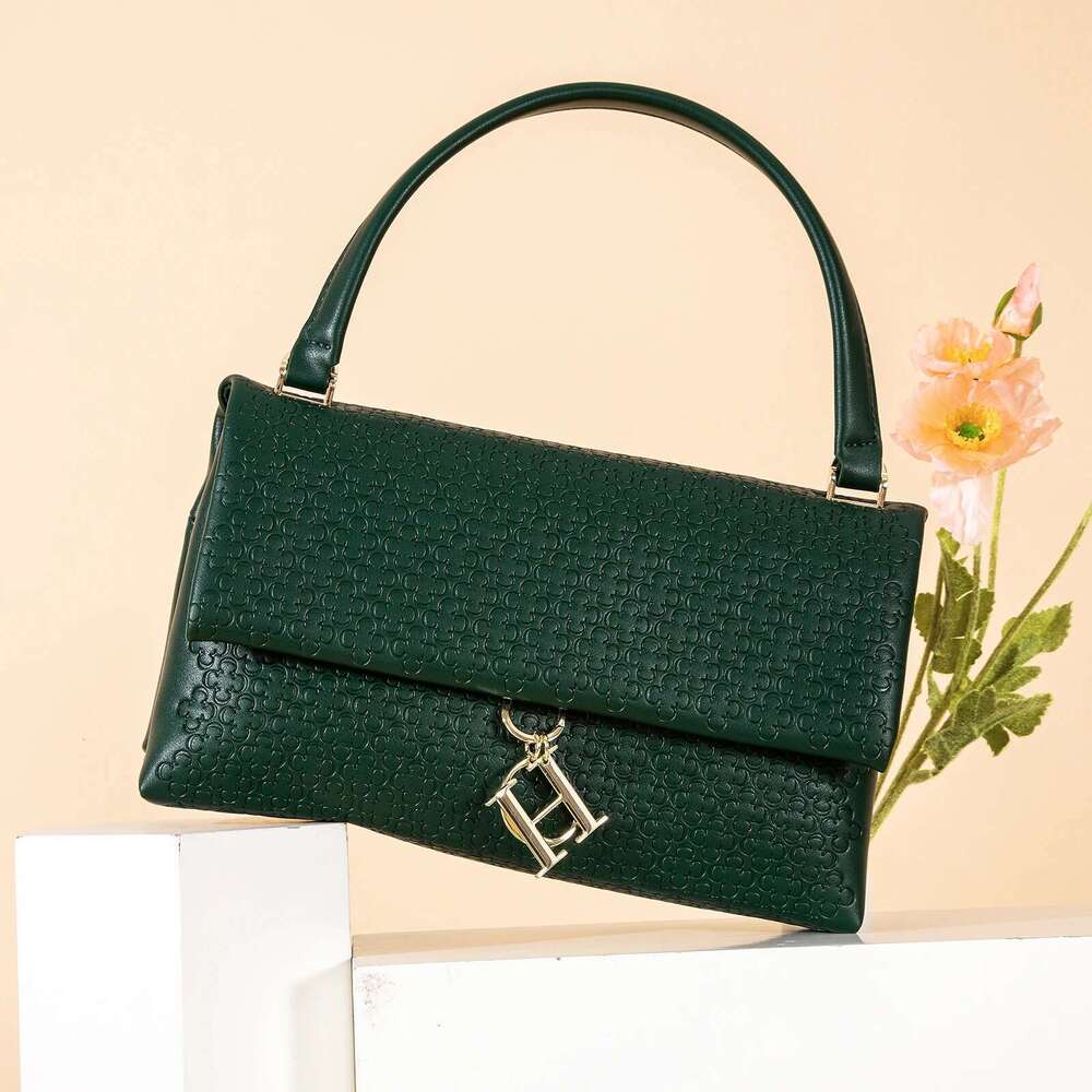CH Unique Printed Retro Style Handbag Solid Color Simple Fashion Classic Women's Shoulder Bag Elegant and Versatile