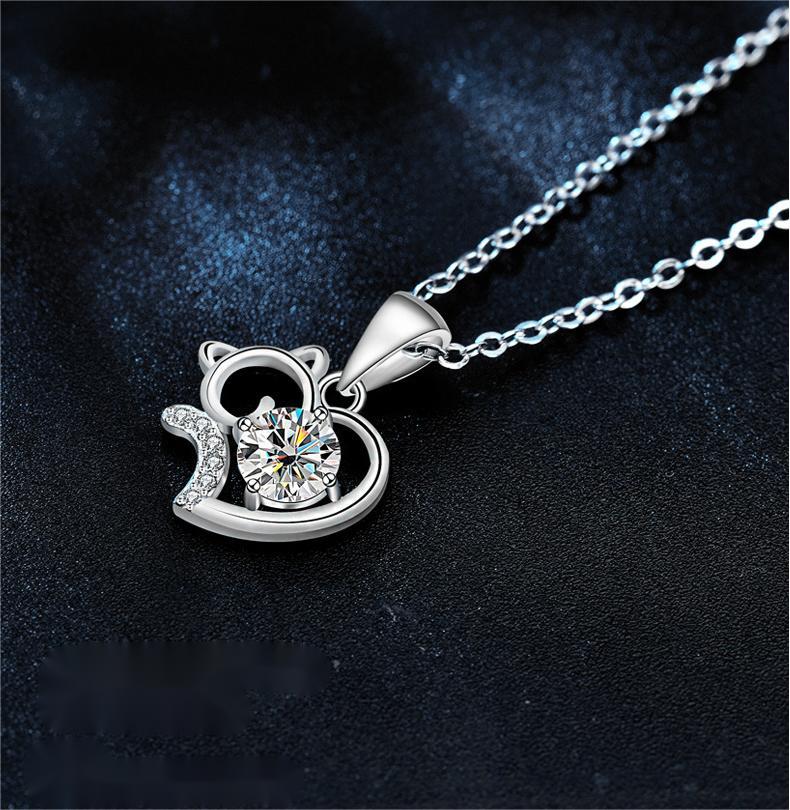 Cute Cat Heart Pendant 925 Silver Moissanite Necklace for Women Romantic Gift Minimalist Jewelry for Girlfriend Birthday Surprise