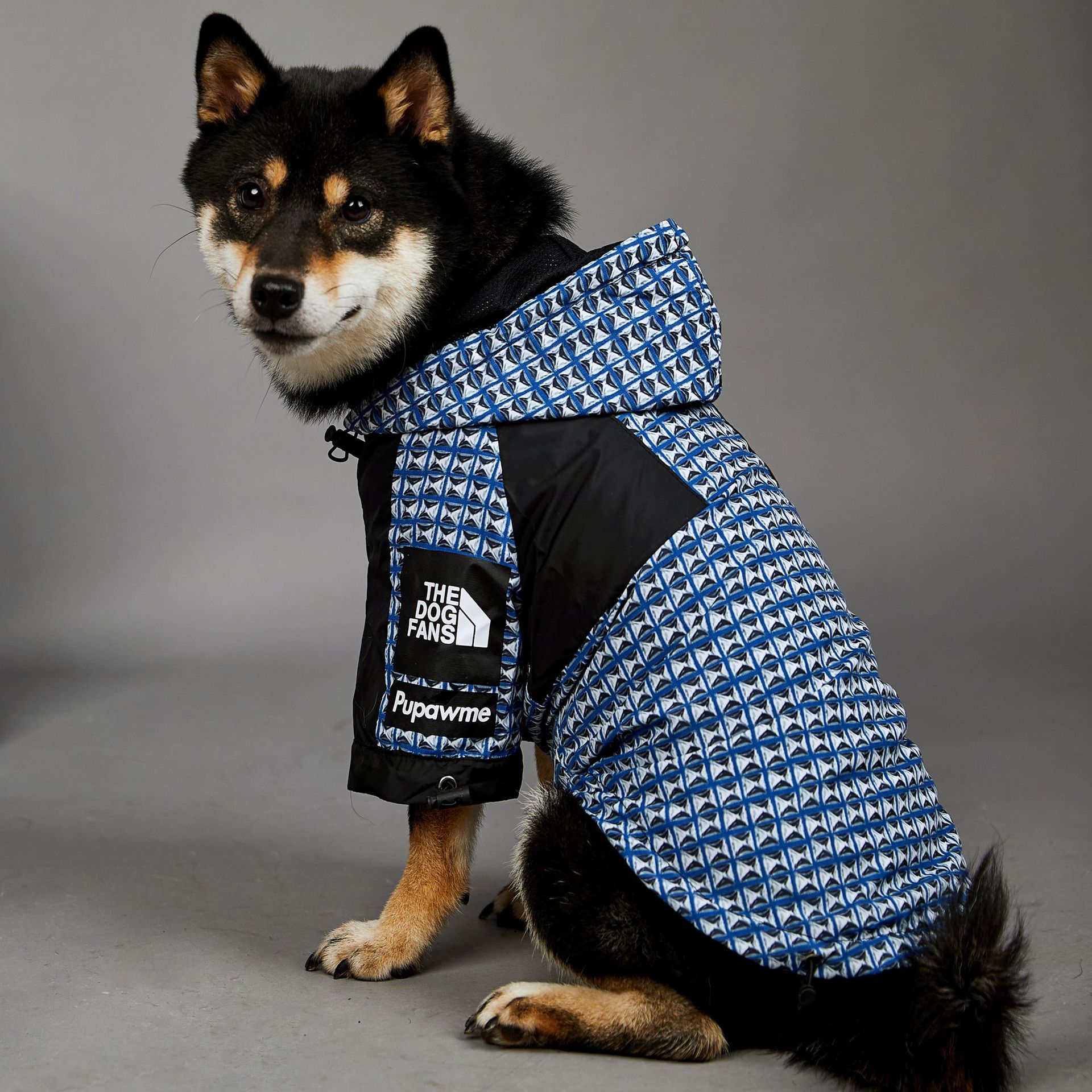 Dog Clothes Coat Waterproof Dog Warm Autumn Winter Jacket Windproof Puppy Coats with Adjustable Hood, Leash Hole, Pet Outdoor Clothes for Small Medium
