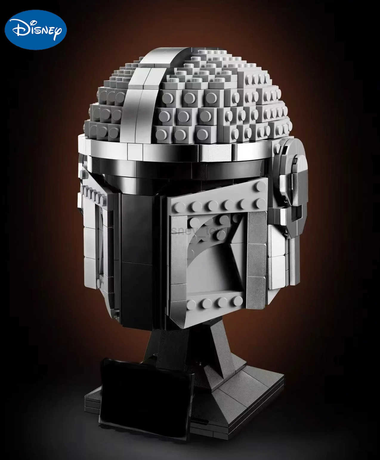 Disney toys new Creative assembly guard one side helmet blocks safety guardian in fun! 75328 Y250507