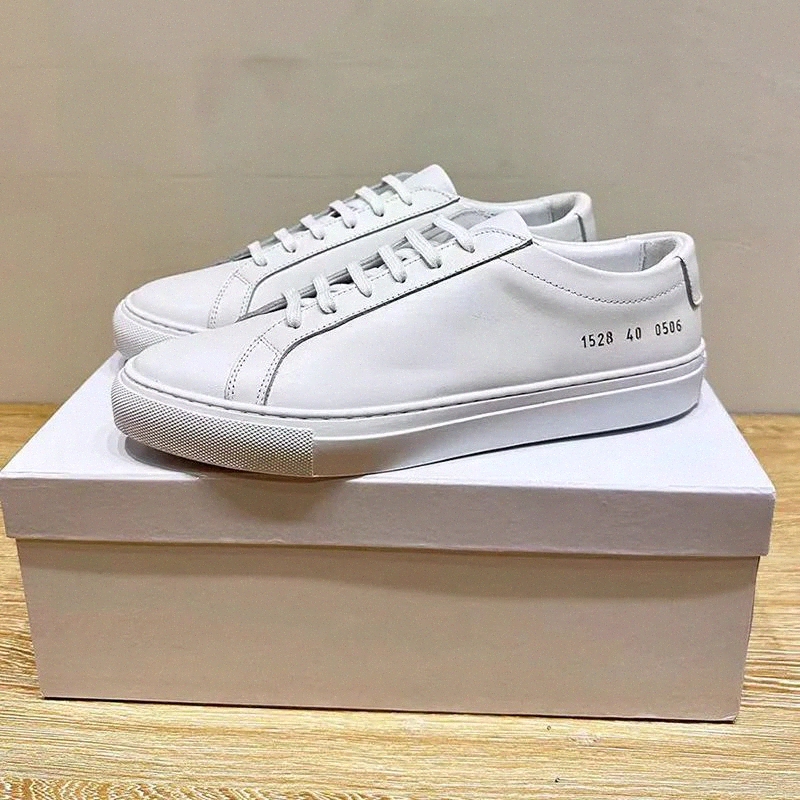 Common Projects Classic shoes for Men Women Designer Canvas Low Flat Triple Black White Genuine Leather Sneaker White Black Trainer