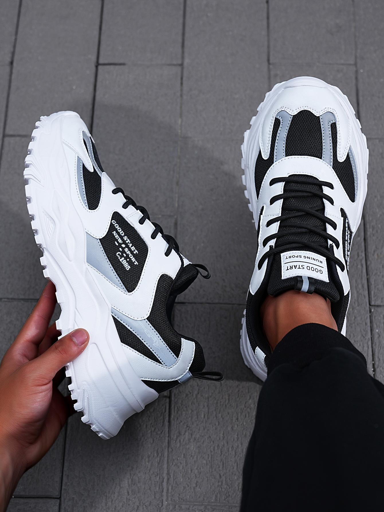 Free shipping designer mens and womens running shoes black white blue green outdoor sports casual shoe trainers sneakers