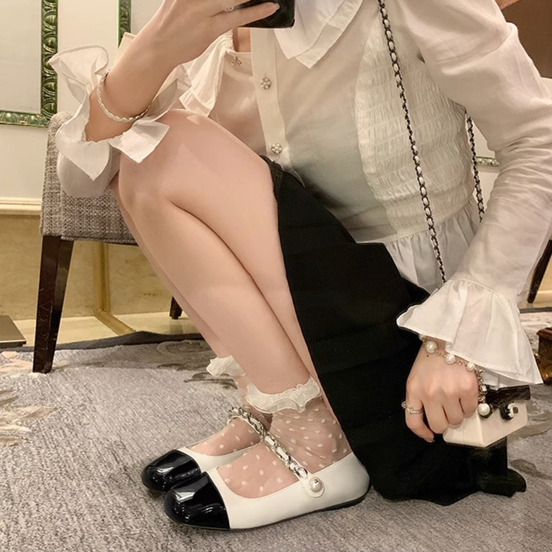 2025 Women's flat Mary Jane single shoes with rhinestone and pearl buckles and straps Sparkling round-toe color-blocked pearl chain new design