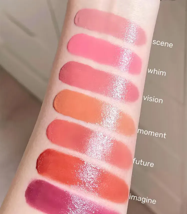The 7-color Time Hourglass Liquid Blush Is Long-lasting And Does Not Come Off, Instantly Enhancing The Quality Of Visual Makeup