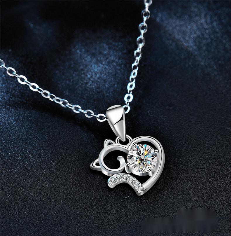 Cute Cat Heart Pendant 925 Silver Moissanite Necklace for Women Romantic Gift Minimalist Jewelry for Girlfriend Birthday Surprise