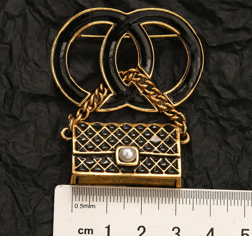 Brand Brooches Women Letter Pendant Designer Gold Plated Pins Brooch Jewelry Charm Pearl Pin Men Broches Party Gift