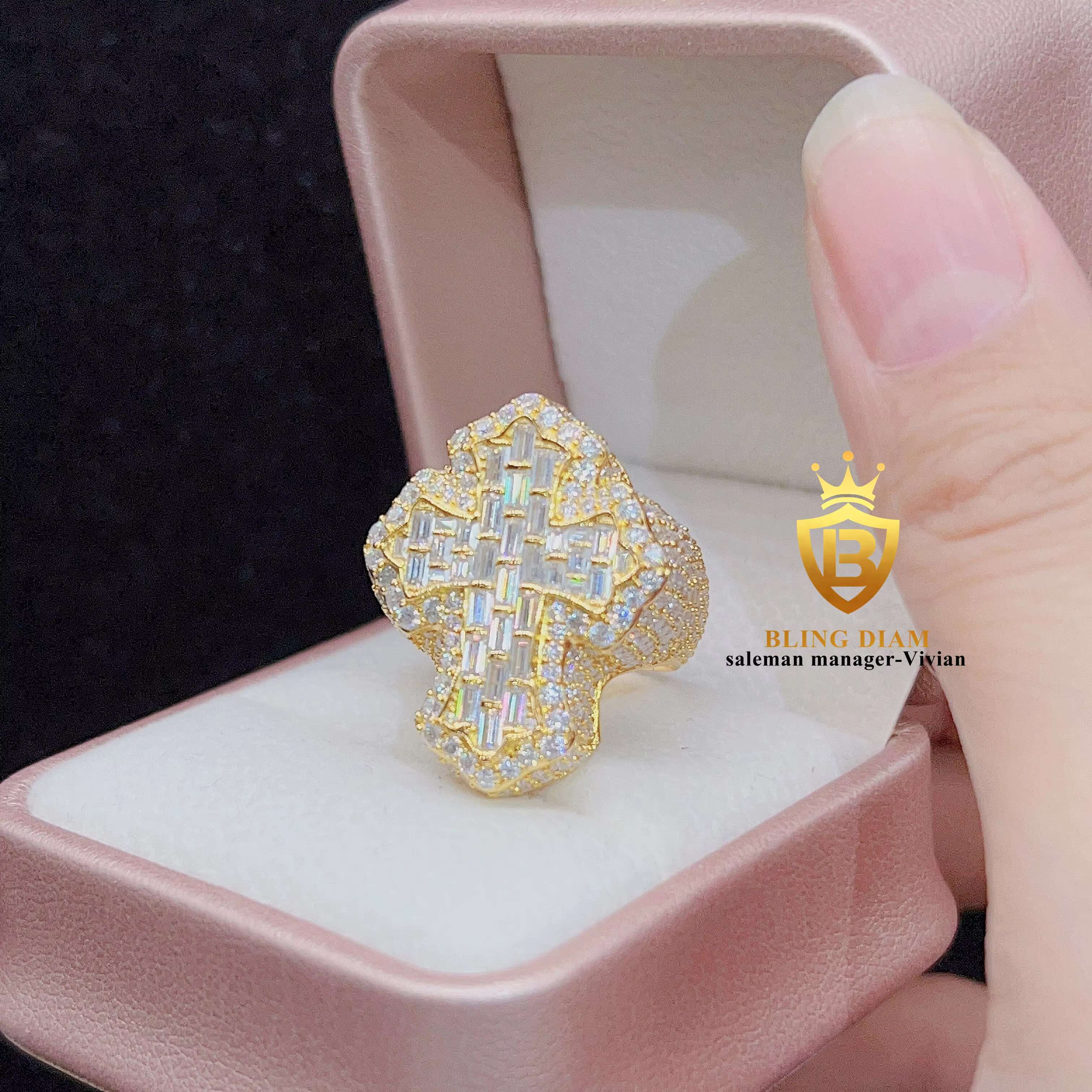 Wholesale Price Factory Direct Sale Fine Hip Hop Jewelry 18K Gold Plated Silver Moissanite Cross Ring