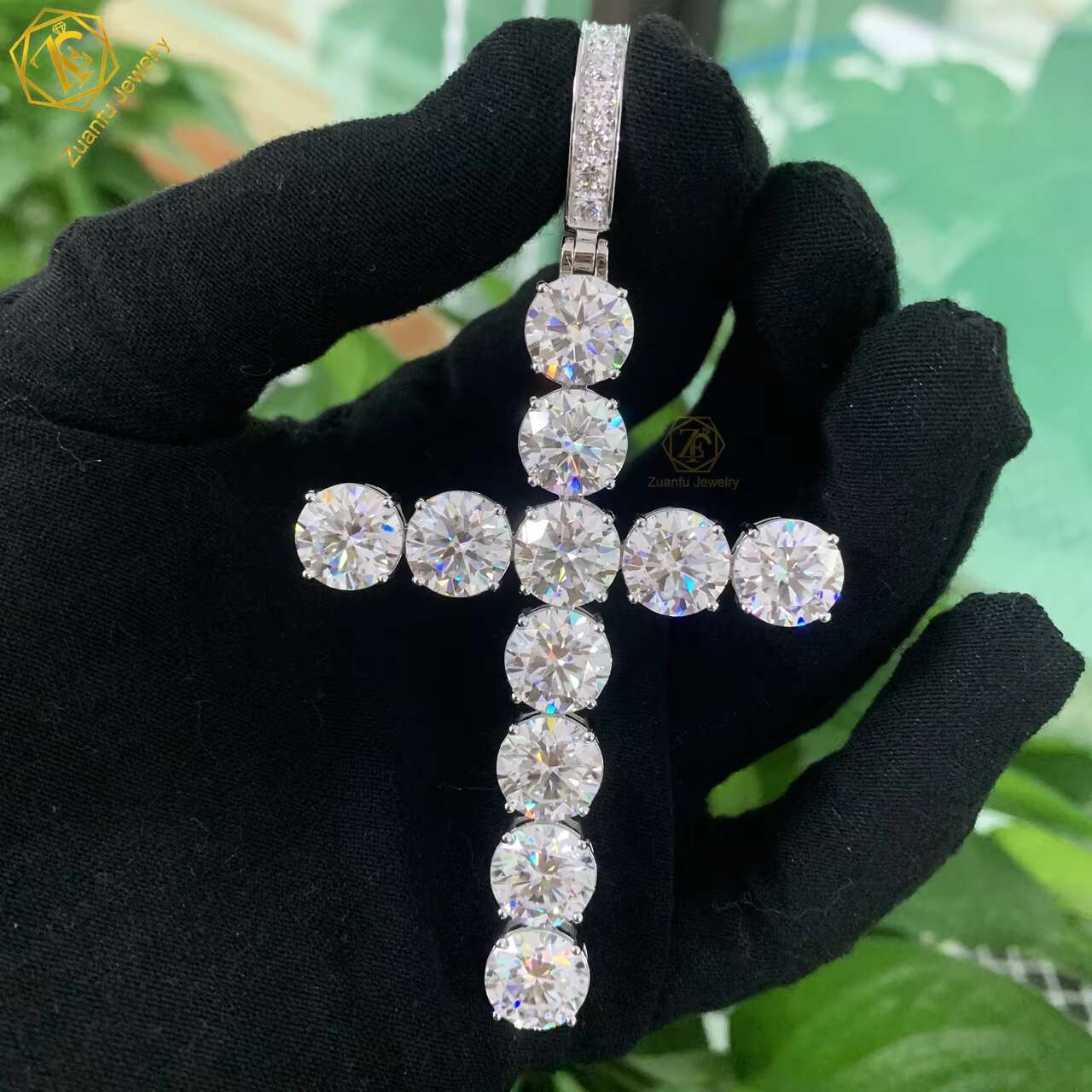 Large 10mm Moissanite Diamond Tester Cross Pendant 925 Silver Hip Hop Rock Iced Style Lucky Charms Hip Hop Rock Iced Charms