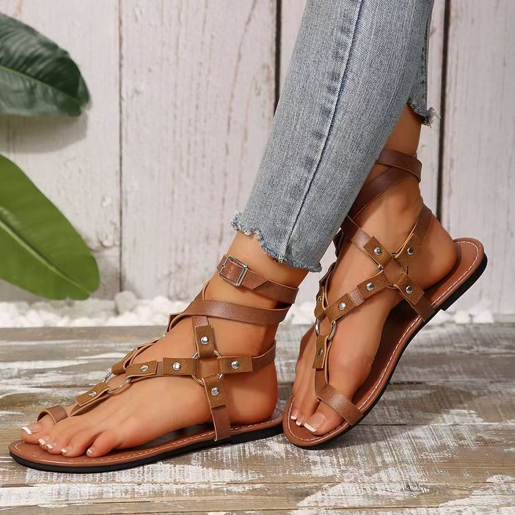 Summer New Fashion Solid Sexy Buckle Strap Retro Flat Lace Up Women Shoes Casual Beach Ladies Plus Size New Sandals 7105