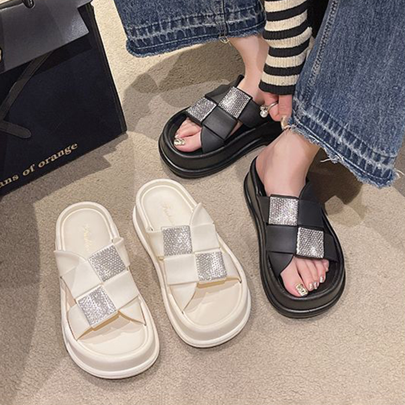 Free Shipping Designer Sandals Flats Slides Soft Sole Luxury Slippers Platform 4.5cm Fashion Glitter Diamond Women Shoes Summer Beach Pool Sandal Casu