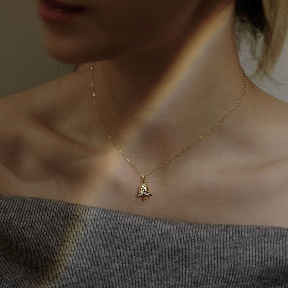 2025 Must - have: Royal - inspired Wishing Bell Necklace for Women - A Sweet, Light - luxury and Intricately Designed Statement Piece