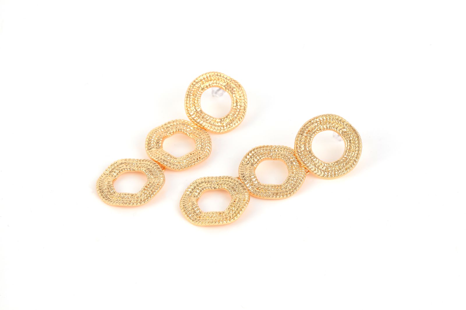 3 Rings Gold-Tone Textured Circle Link Drop Earrings Fashion Statement Jewelry Daily wear is also very fashionable