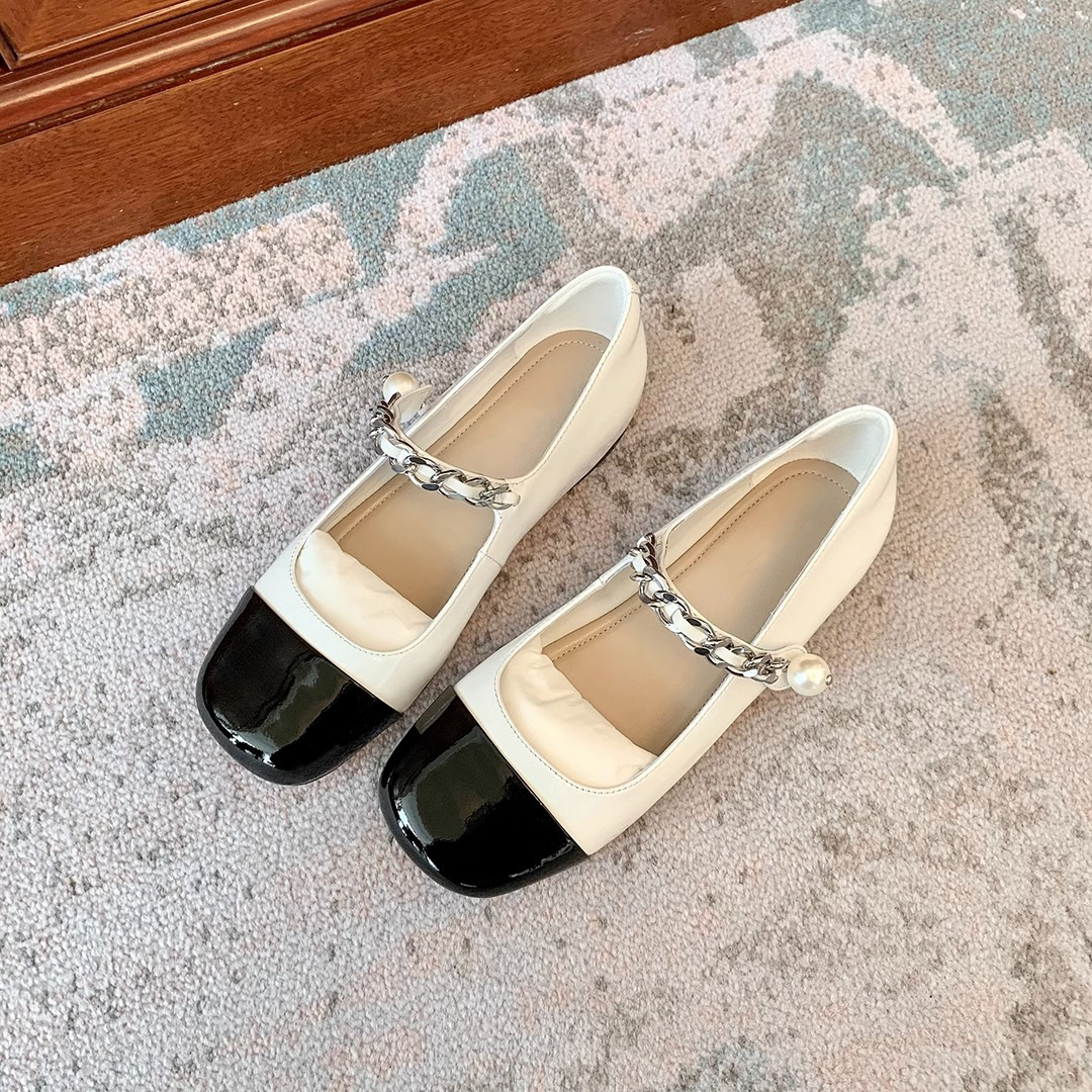 2025 Women's flat Mary Jane single shoes with rhinestone and pearl buckles and straps Sparkling round-toe color-blocked pearl chain new design