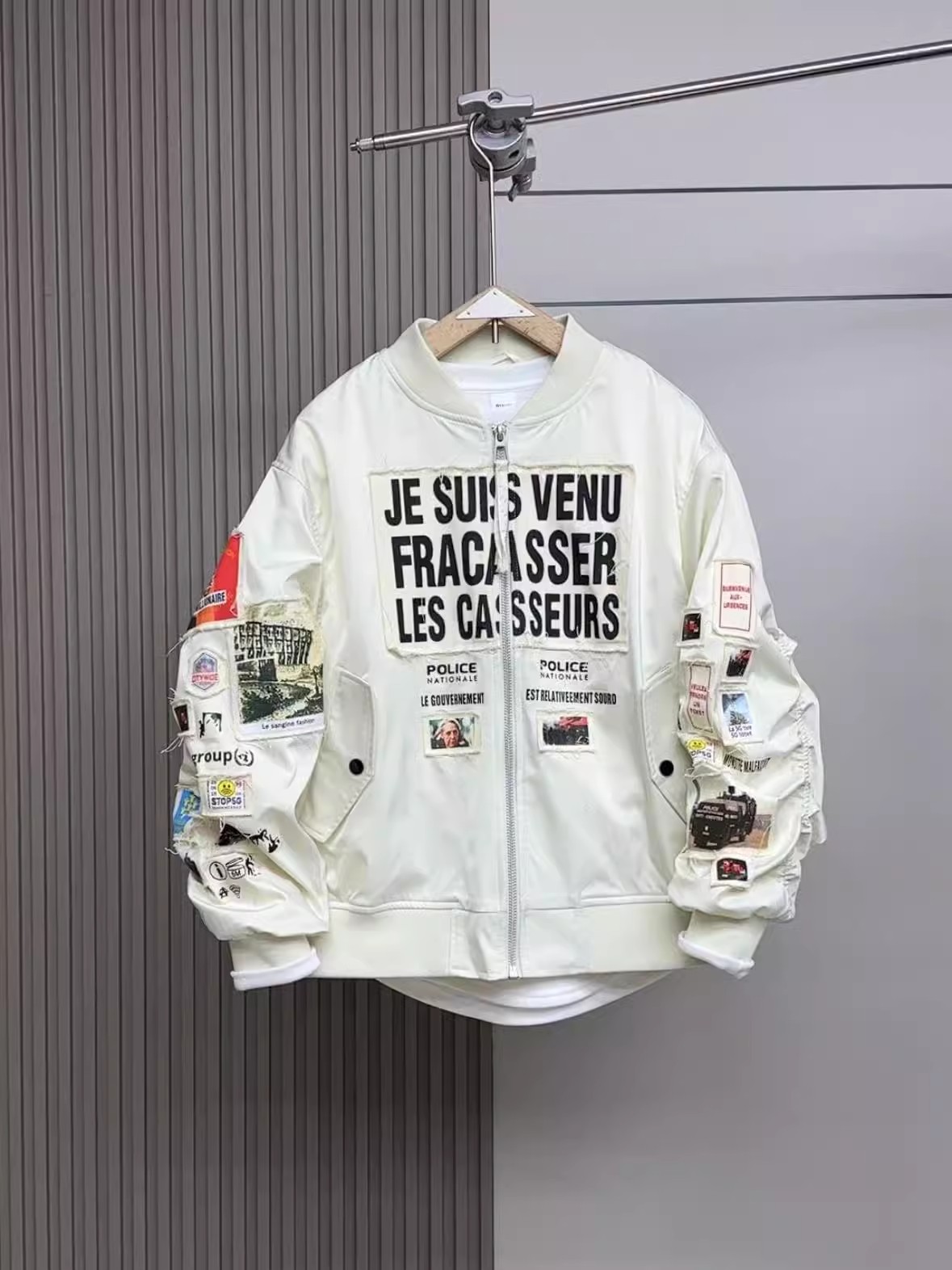 Casual Unisex Outerwear: Stylish American Pilot Bomber Jacket Perfect for All Seasons