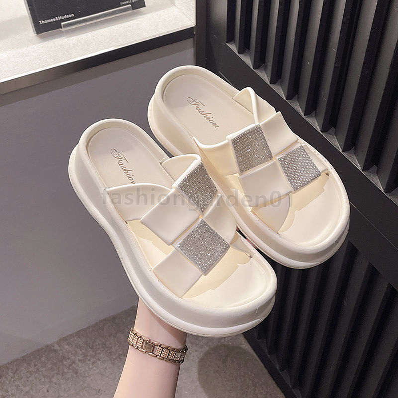 Free Shipping Designer Sandals Flats Slides Soft Sole Luxury Slippers Platform 4.5cm Fashion Glitter Diamond Women Shoes Summer Beach Pool Sandal Casu