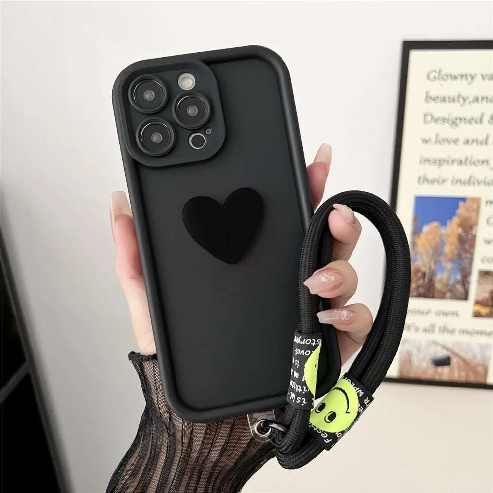 3D Love Heart Wrist Chain Phone Case For Samsung Galaxy S25 S24 S23 S22 Ultra S21 Plus S20 FE Note 20 Hang Strap Lanyard Cover